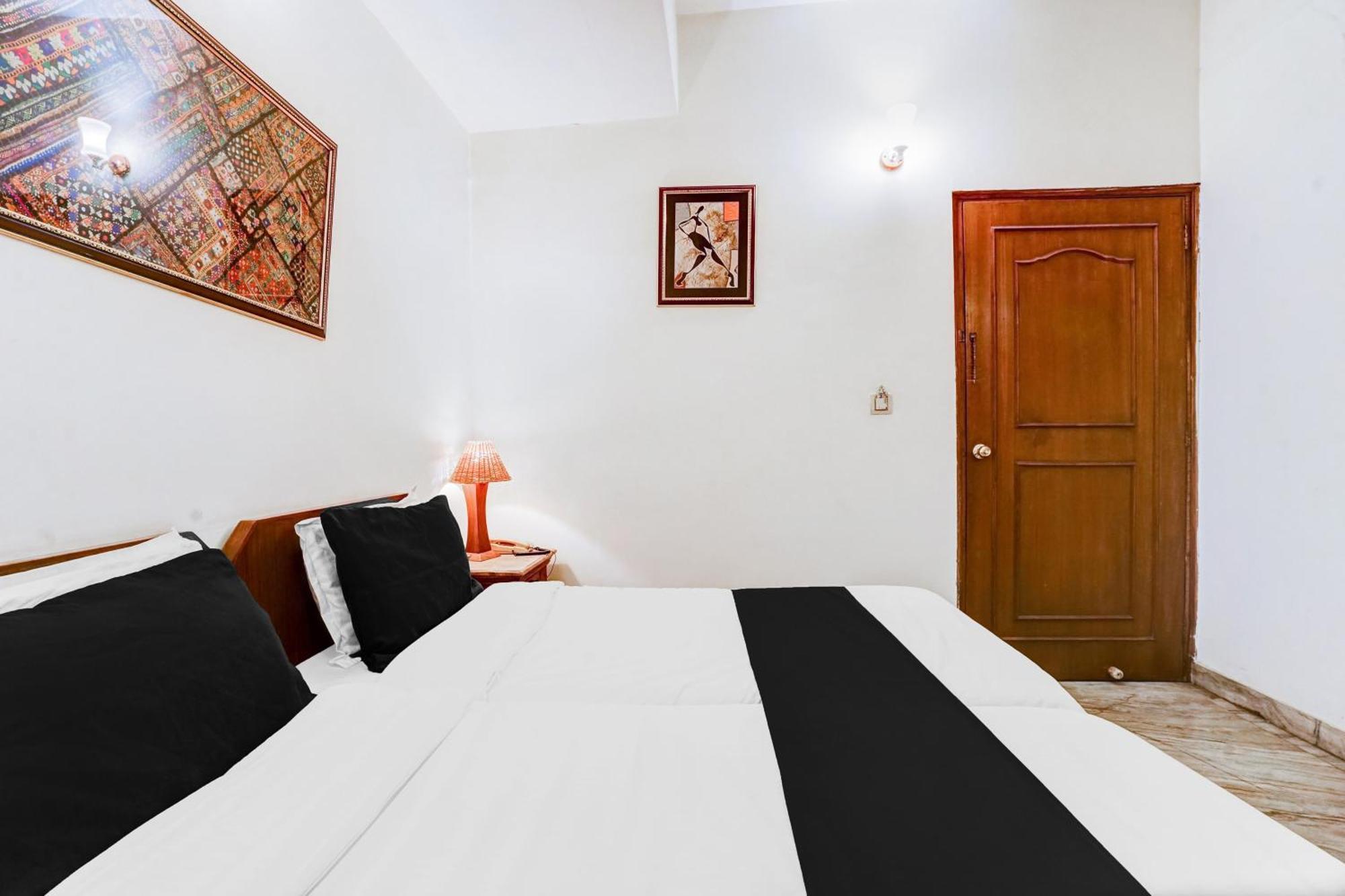Super Hotel O Sansarchandra Road Formerly Luna Rosa جايبور المظهر الخارجي الصورة
